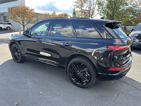 Certified 2023 Lincoln Corsair Reserve w/ Equipment Group 201A image 7