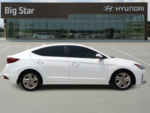 Used 2019 Hyundai Elantra Value Edition w/ Winter Weather Package FWD image 5