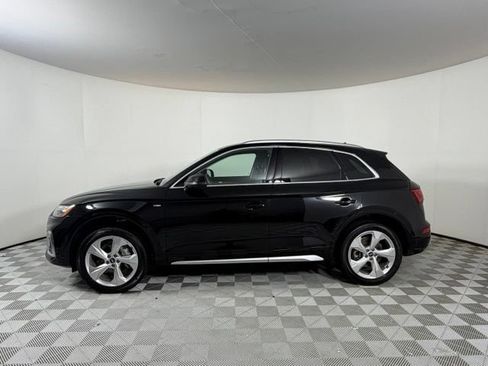 Certified 2023 Audi Q5 2.0T Prestige AWD/4WD image 4