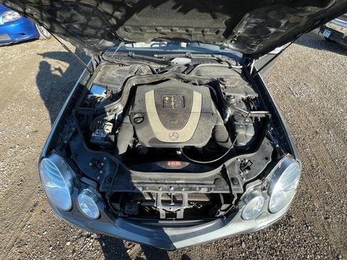 Used 2008 Mercedes-Benz E 350 Sedan image 42