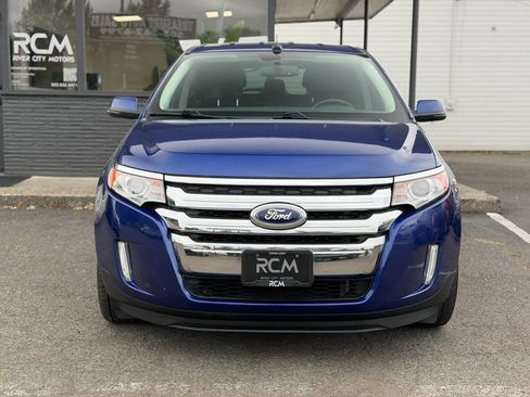 Used 2013 Ford Edge Limited w/ Driver Entry Pkg FWD image 2