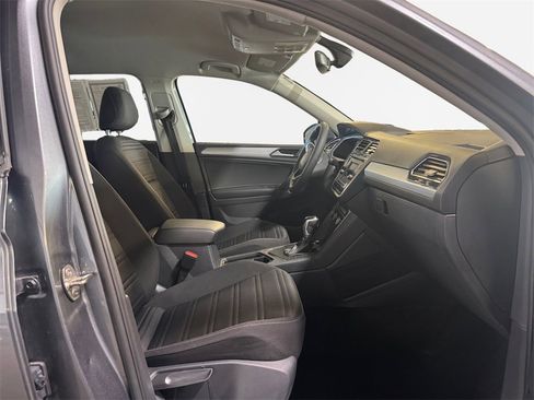 Used 2023 Volkswagen Tiguan S image 26