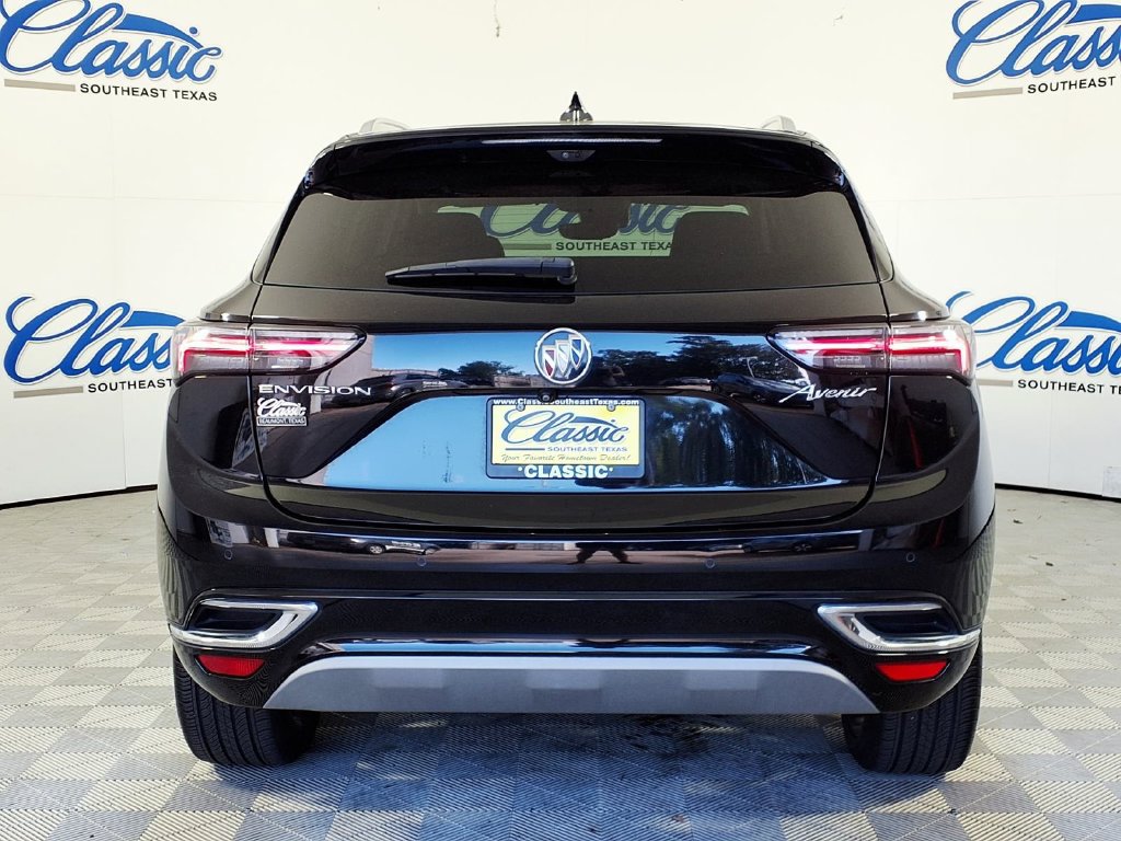 Used 2023 Buick Envision Avenir FWD image 4