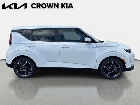 New 2025 Kia Soul EX image 2