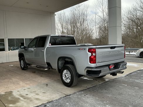 Used 2021 Chevrolet Silverado 2500 LT image 20