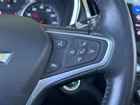 Used 2022 Chevrolet Equinox LT AWD/4WD image 36