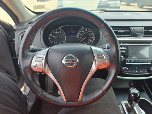 Used 2018 Nissan Altima 2.5 SL FWD image 7