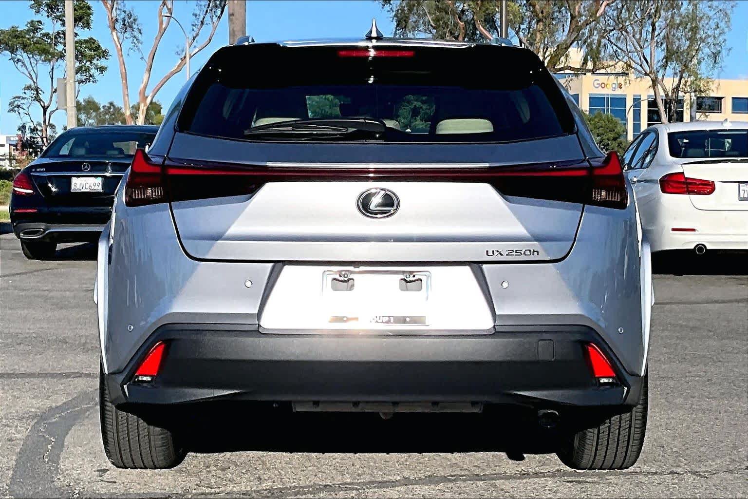 Certified 2024 Lexus UX 250h FWD w/ Premium Package image 4