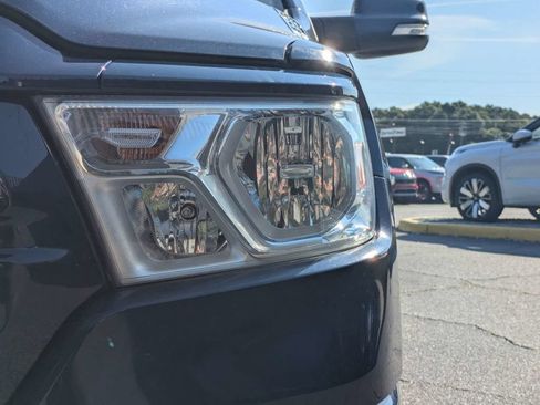 Used 2022 RAM 1500 Big Horn AWD/4WD image 9