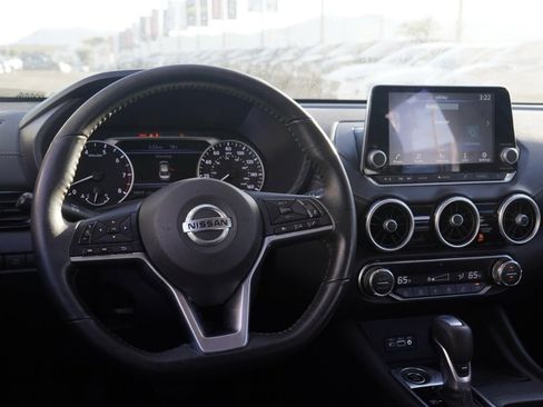 Certified 2021 Nissan Sentra SV image 22