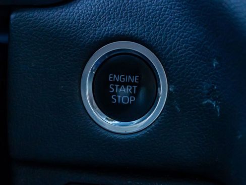 Used 2023 Toyota Tundra Limited image 23