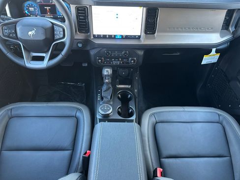 New 2025 Ford Bronco Outer Banks image 12