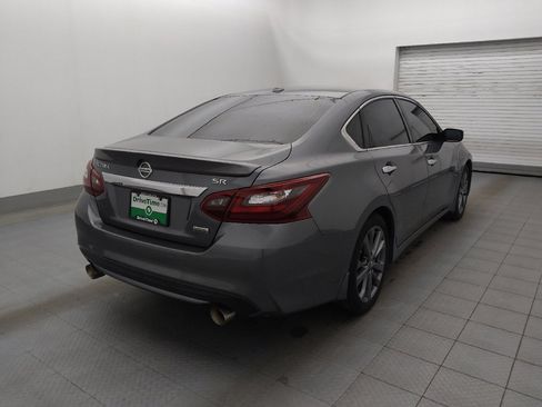 Used 2018 Nissan Altima 2.5 SR w/ SR Special Edition image 9