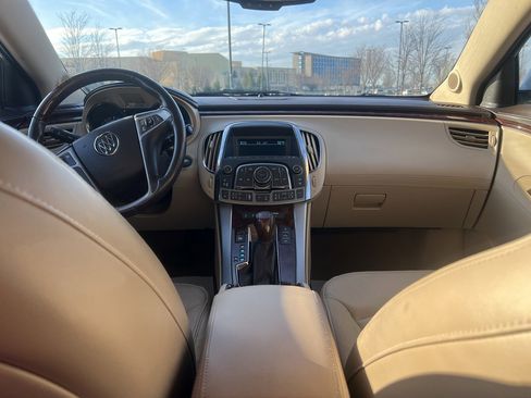 Used 2011 Buick LaCrosse CXL w/ Luxury Package image 19