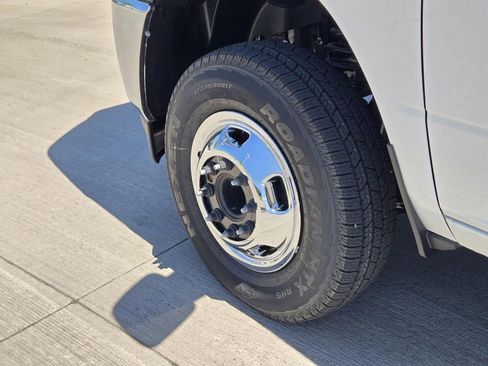 New 2026 RAM 3500 Tradesman AWD/4WD image 10