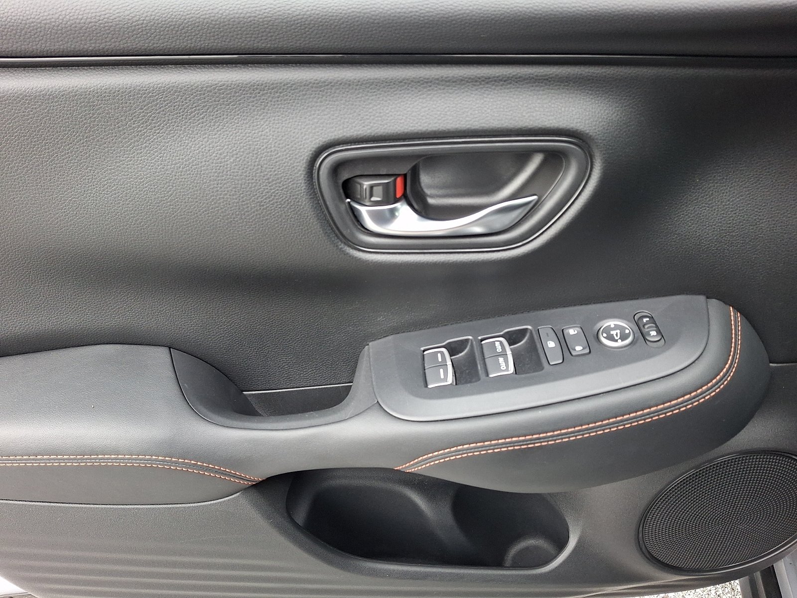 Certified 2024 Honda HR-V Sport image 12