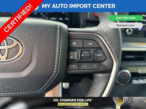 Certified 2025 Toyota Tacoma TRD Sport image 17