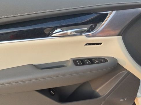 New 2025 Cadillac XT6 Premium Luxury w/ Technology Package image 12