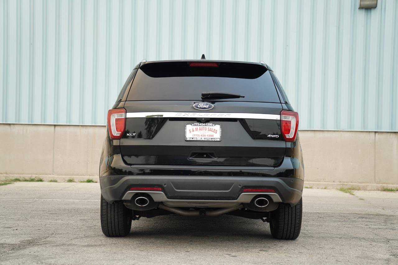 Used 2018 Ford Explorer XLT AWD/4WD image 18