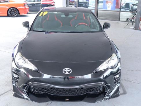 Used 2019 Toyota 86 TRD SE RWD image 10