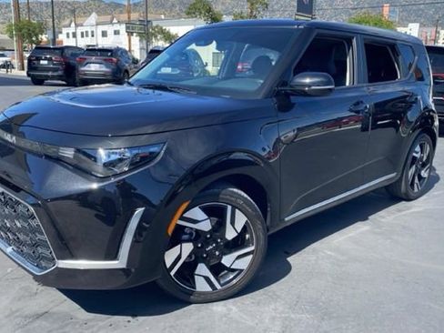 Used 2023 Kia Soul GT-Line FWD image 1