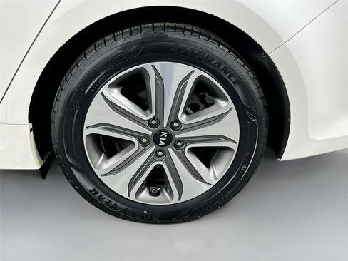 Used 2017 Kia Optima EX image 27