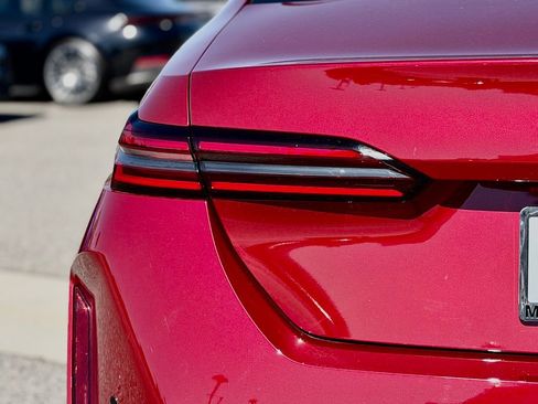 Used 2026 BMW M5 w/ Carbon Package AWD/4WD image 11