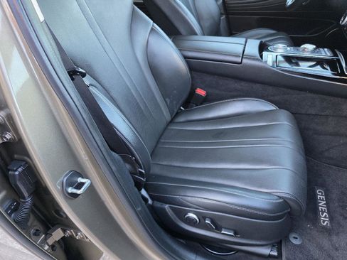 Used 2023 Genesis G80 2.5T image 26