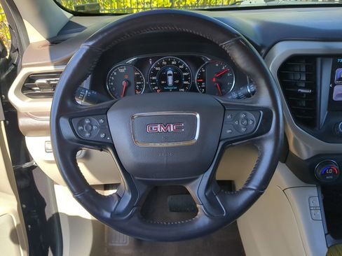 Used 2017 GMC Acadia Denali w/ Technology Package image 33
