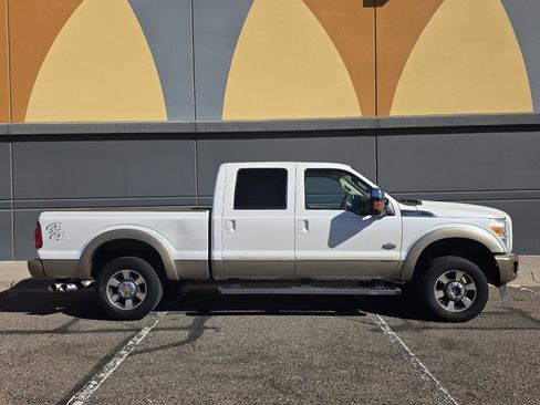 Used 2011 Ford F250 King Ranch w/ King Ranch w/Chrome Pkg image 10