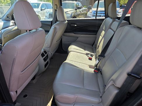 Used 2017 Honda Pilot EX-L image 10