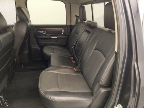 Used 2017 RAM 1500 Laramie w/ Convenience Group image 18