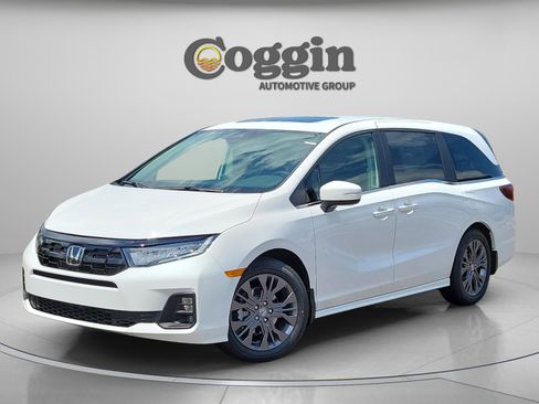 New 2026 Honda Odyssey Touring image 1