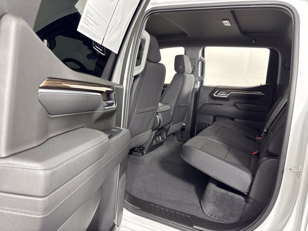 Certified 2026 Chevrolet Silverado 1500 LT AWD/4WD image 22