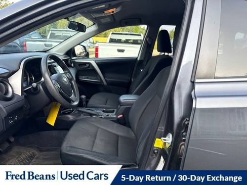 Used 2016 Toyota RAV4 LE AWD/4WD image 22