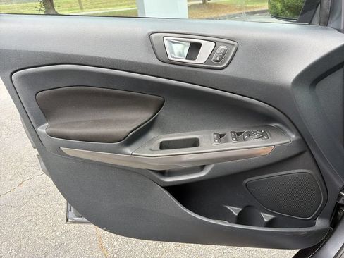Certified 2019 Ford EcoSport SE w/ SE Convenience Package FWD image 22