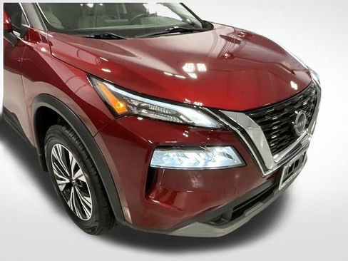 Used 2023 Nissan Rogue SV w/ SV Premium Package image 10