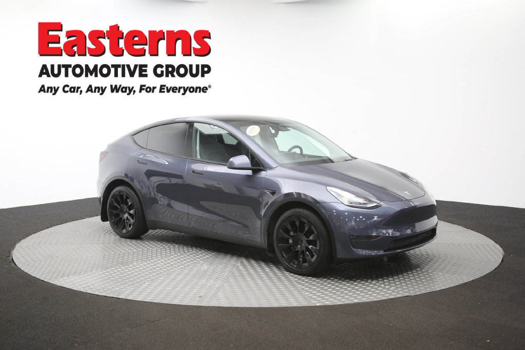 Used 2022 Tesla Model Y Long Range AWD/4WD image 45