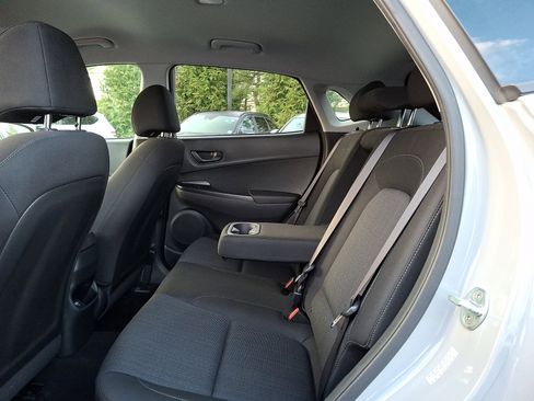 Certified 2023 Hyundai Kona SEL AWD/4WD image 10