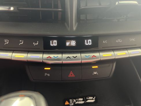 Used 2024 Cadillac CT4 Luxury w/ Sun And Sound Package RWD image 21