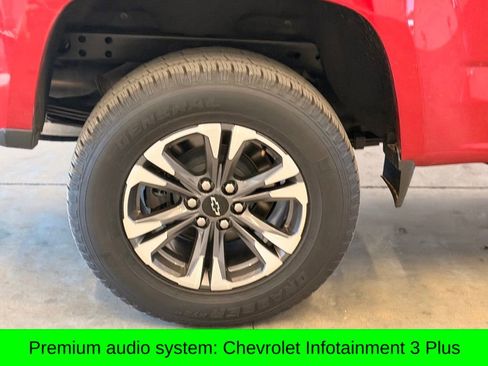 Used 2021 Chevrolet Colorado Z71 w/ Safety Package AWD/4WD image 3