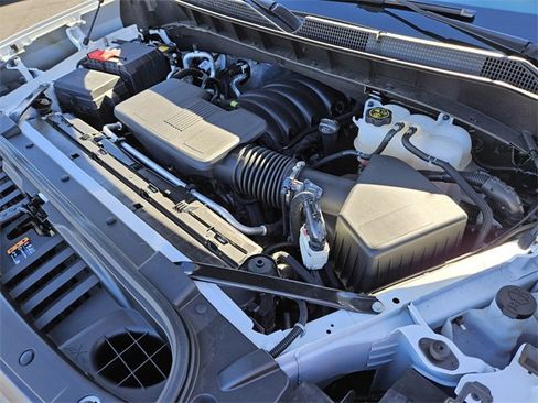 Used 2023 Chevrolet Silverado 1500 LT w/ Leather Package image 19