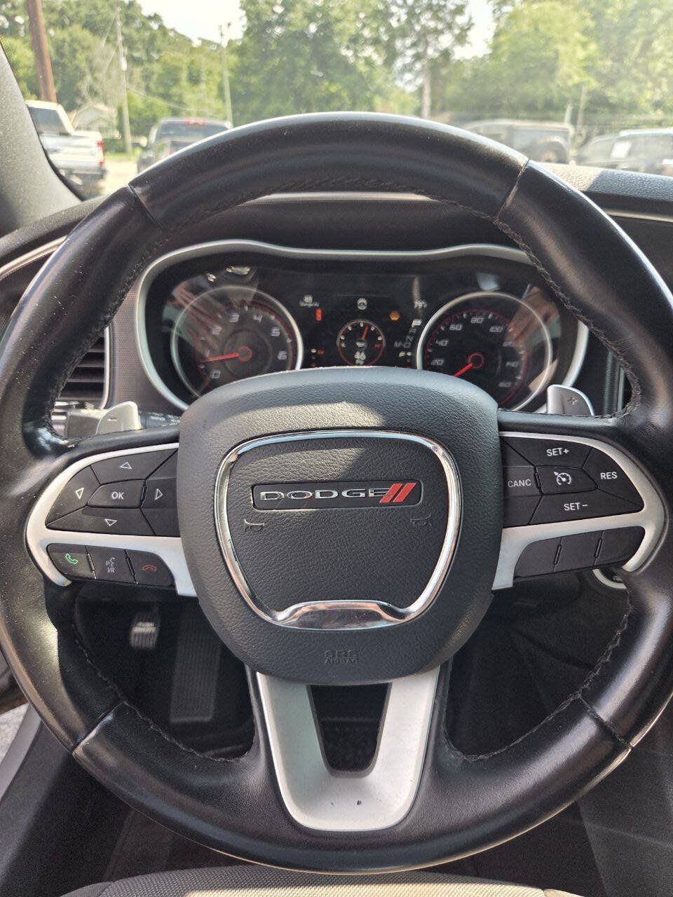 Used 2016 Dodge Charger R/T RWD image 9