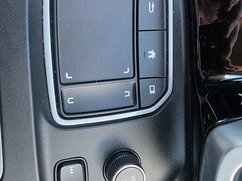 Used 2023 Acura MDX SH-AWD image 23