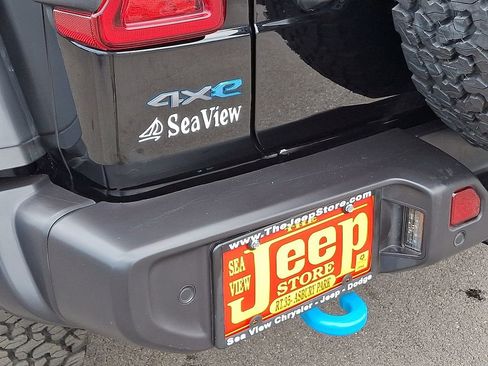 Certified 2025 Jeep Wrangler Unlimited Rubicon 4xe w/ Safety Group image 30