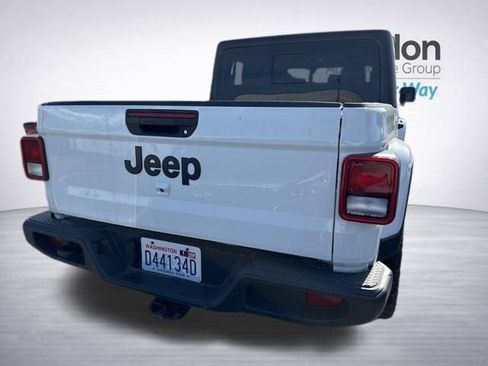 Used 2023 Jeep Gladiator Sport AWD/4WD image 12