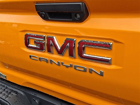 Used 2025 GMC Canyon AT4 w/ AT4X AEV Edition image 30