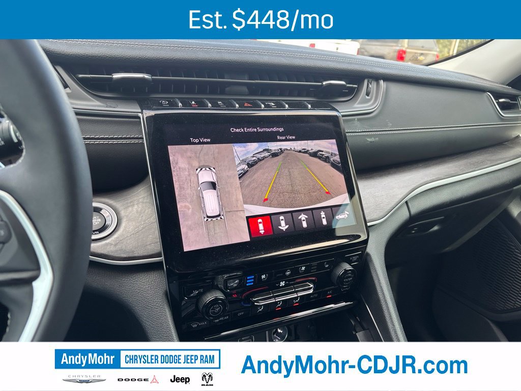 Used 2023 Jeep Grand Cherokee Limited w/ Luxury Tech Group II AWD/4WD image 11
