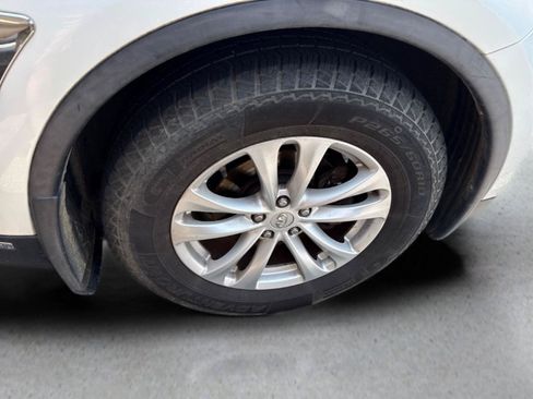 Used 2013 INFINITI FX37 2WD w/ Premium Pkg image 14