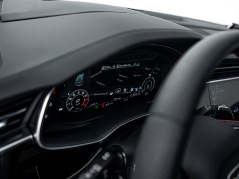 New 2025 Audi RS Q8 performance AWD/4WD image 16